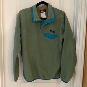 Patagonia women Med sage green